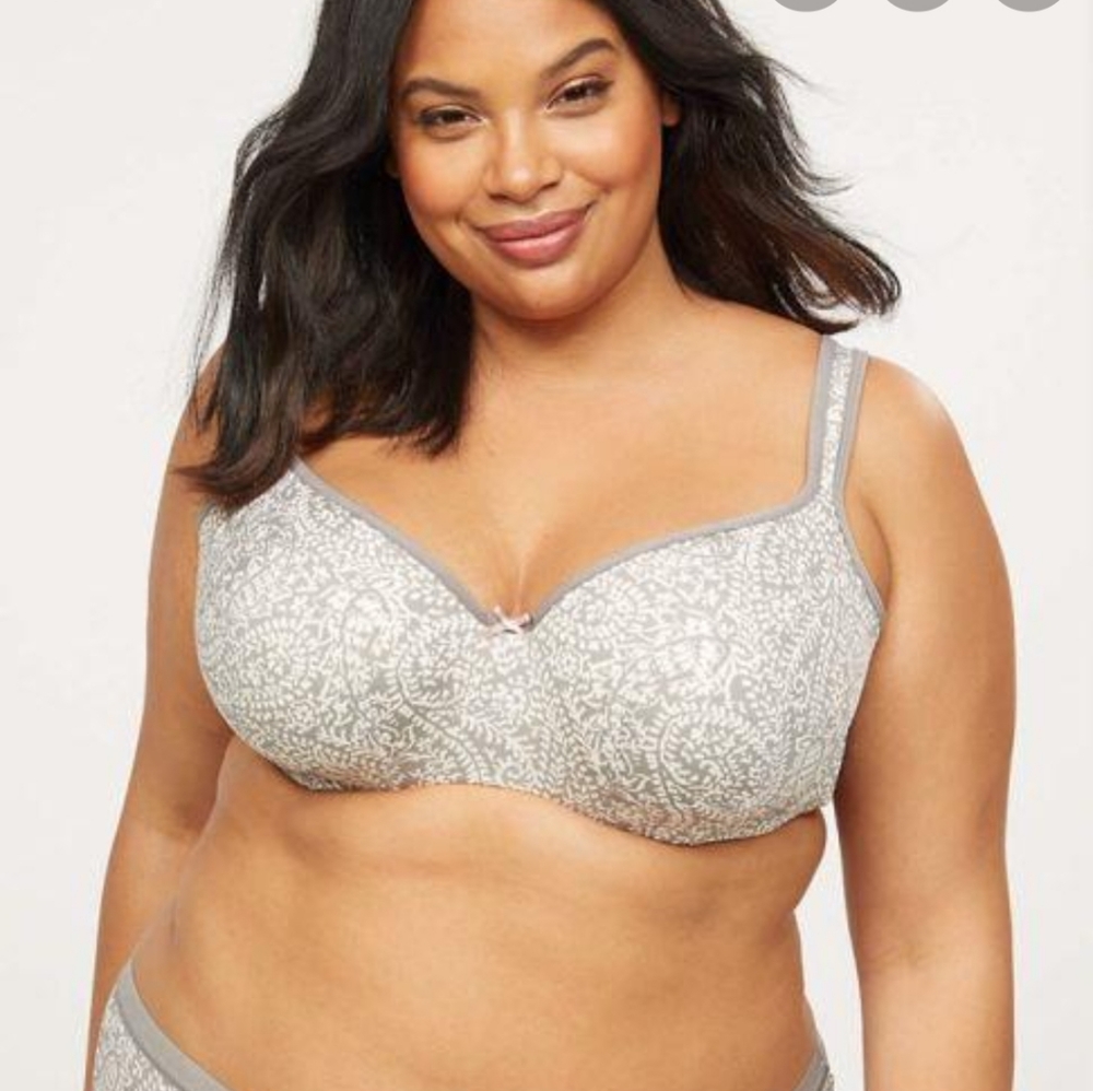 NWT 🤍 Cacique Lightly Lined Balconette